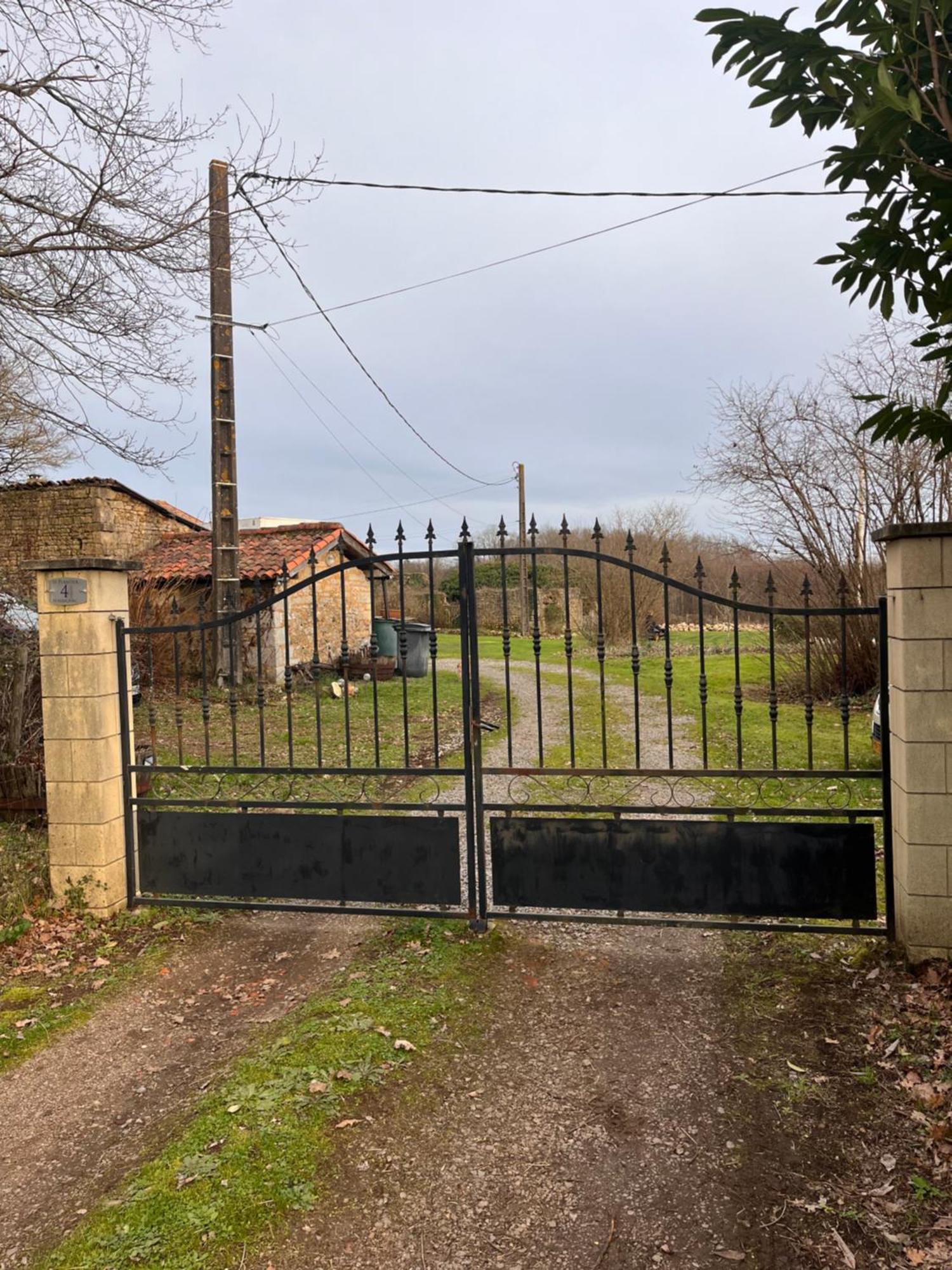 Le Plantier2 Beaulieu-sur-Sonnette Exterior foto